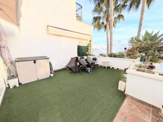 Apartment on Calle Grecia photo 2