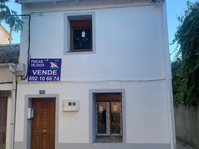 House on Emiliano Martínez Street photo 2