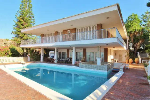 Chalet in Cala Cantalar