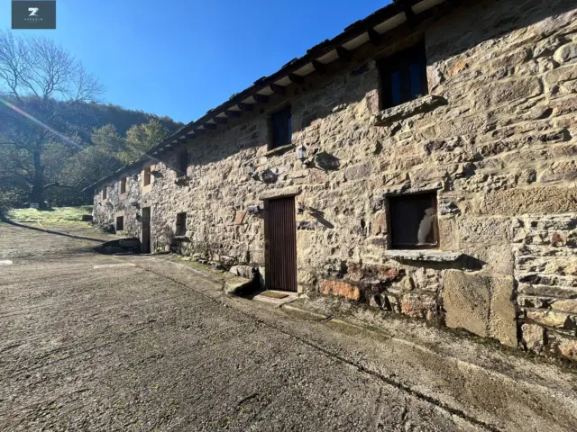 Rustic Finca in Vega de Pas