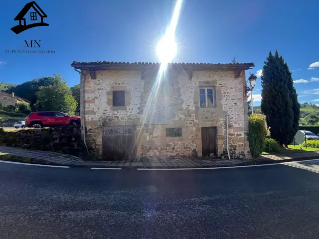 Rustic Finca in Villacarriedo