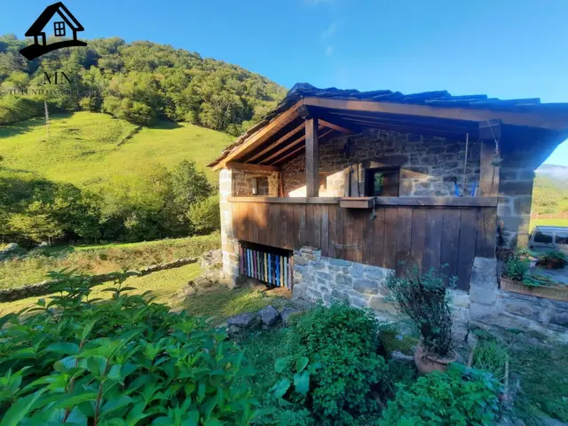 Rustic Finca in Valles Pasiegos