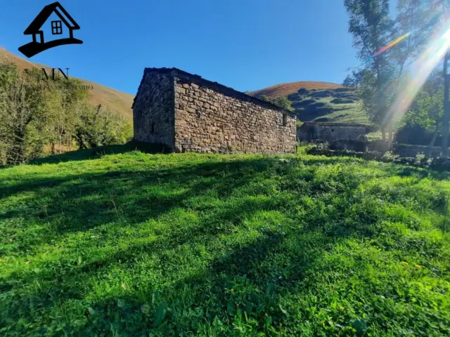 Rustic Finca in Valles Pasiegos
