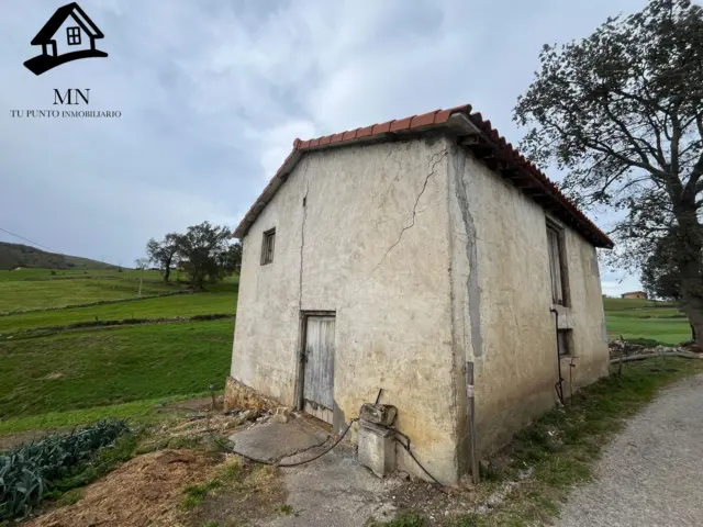 Rustic Finca in Villafufre