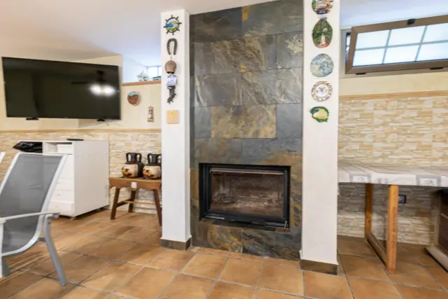 Chalet on Carrer de Tavernes de la Valldigna photo 22