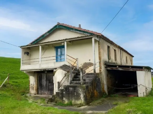 House in Navajeda