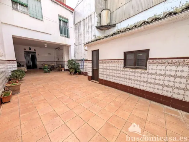Chalet on Calle de la Virgen photo 2