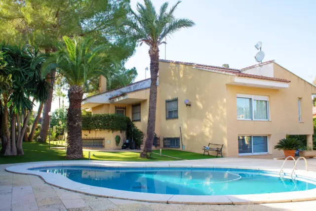 Chalet en La Alcayna