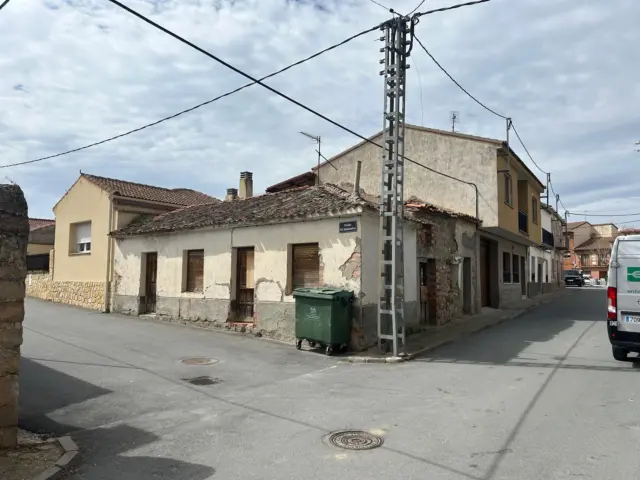 Casa en Zarzuela del Monte