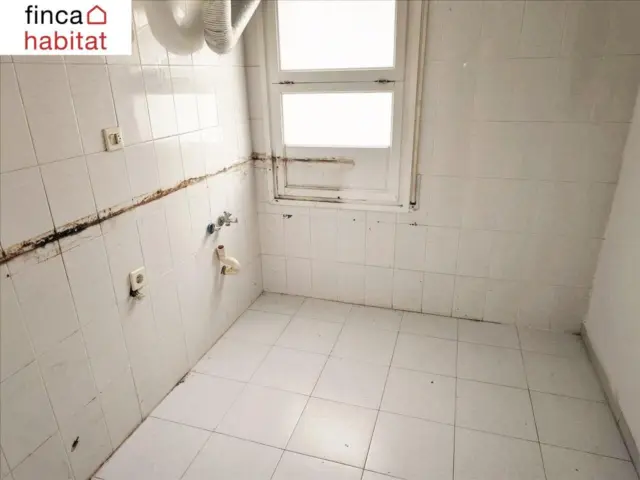 Apartment on Calle P Calderon de La Barca, No. 36 photo 8