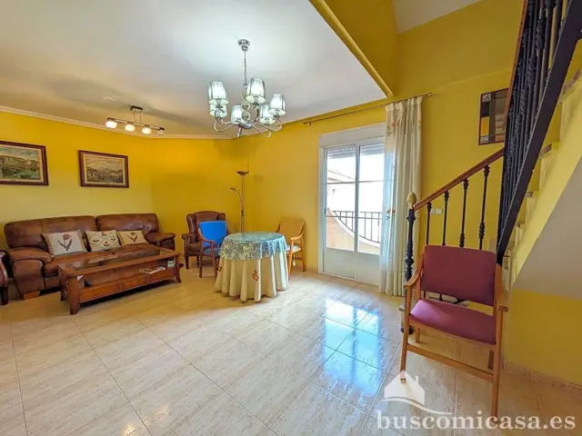 Duplex on Paseo de la Virgen de Linarejos photo 3