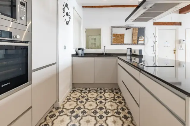 Flat at Guillem Sorolla Street, 7 photo 15