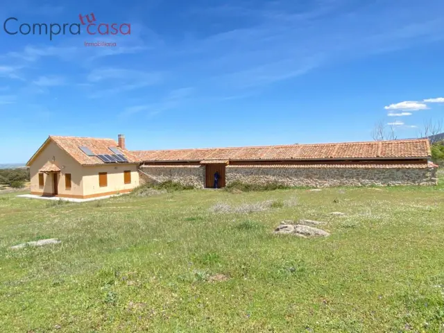 Rustic property in Navas de Riofrio