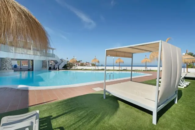 Apartment for sale in Island Village Heights, San Eugenio Alto