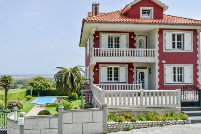 Chalet en calle O Outeiro (Lema)
