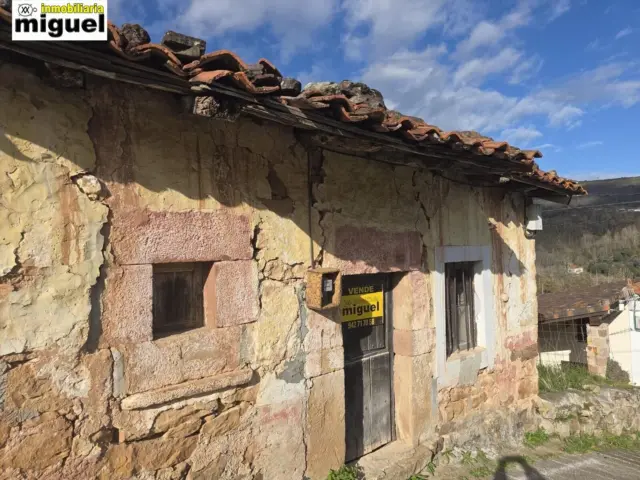 Rustic Finca on Cades Street