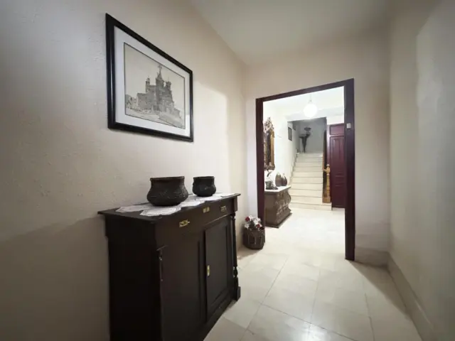 Chalet on Nuestra Señora del Patrocinio Street photo 2