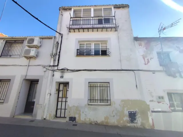 Casa en Plaza de Gabriel y Galán