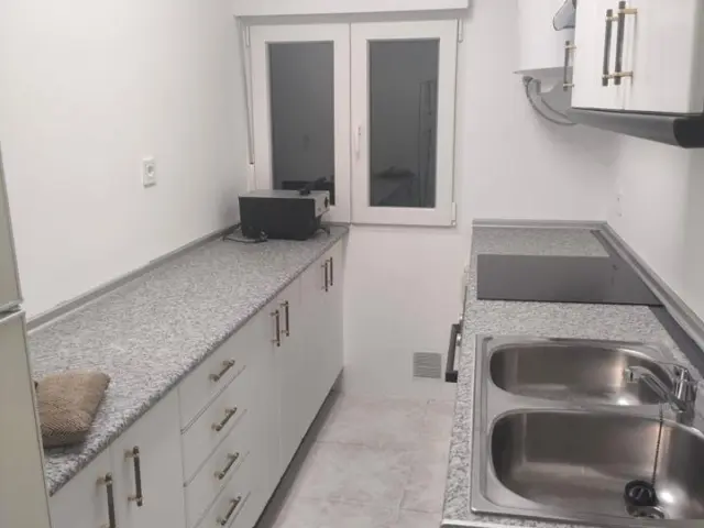 Piso en alquiler en Calle de la Duquesa de Tamames, cerca de Calle del Muguett - Imagen 9
