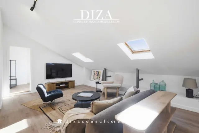 Piso en alquiler en Calle de Jesús del Valle - Imagen 24