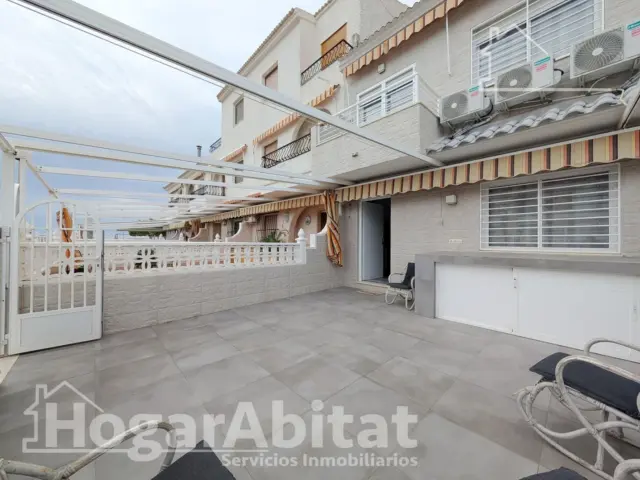 House on Carrer de Biar