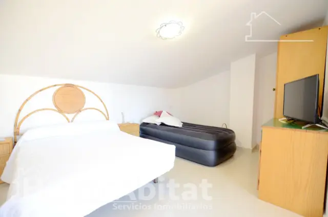 Attic in Carrer de la Milotxa photo 24
