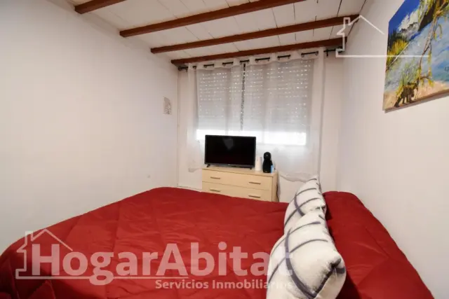 Flat on Ferrocarril d'Alcoi Street photo 20