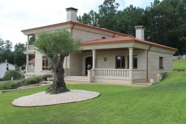 Casa en venda a San Julian de Sales, Vedra de 645.000 €