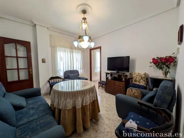 Apartment on Menéndez Pelayo Street photo 2