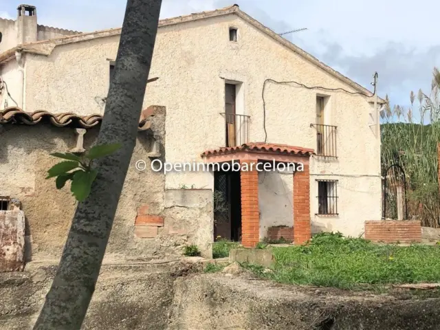 Rustic Finca in Can Coral