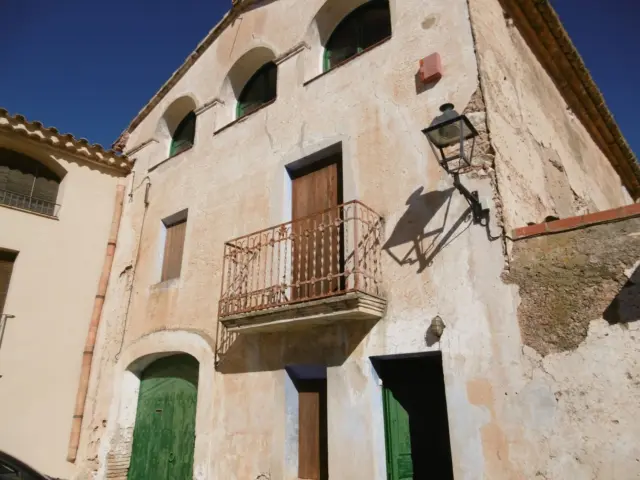 Rustic finca on Pedania Mas D'en Bosch Street