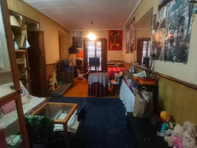 House in Centre photo 9