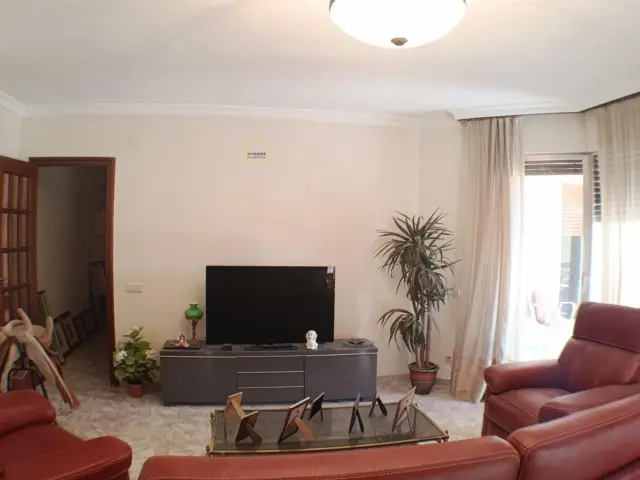 Apartment on Avenida Juan Carlos I photo 10