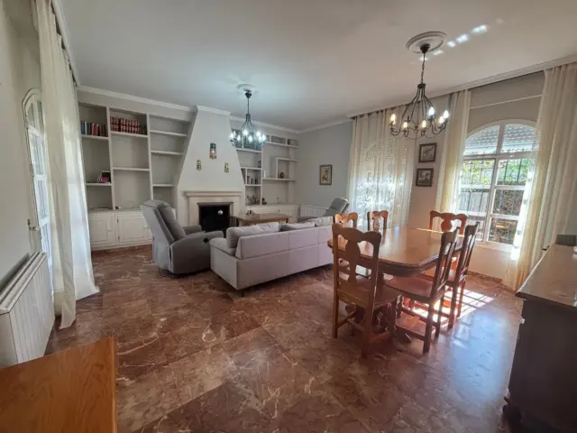 Chalet en calle Algazul photo 6