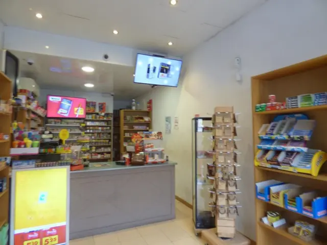 Local comercial en venta en Avinguda de la Marina Alta, 52, cerca de Plaza de Nova - Vista 2