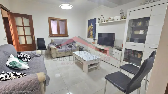 Apartment in Colegio Fernández Pozar