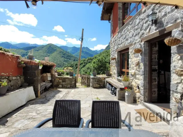 Chalet on Caleao Street photo 17