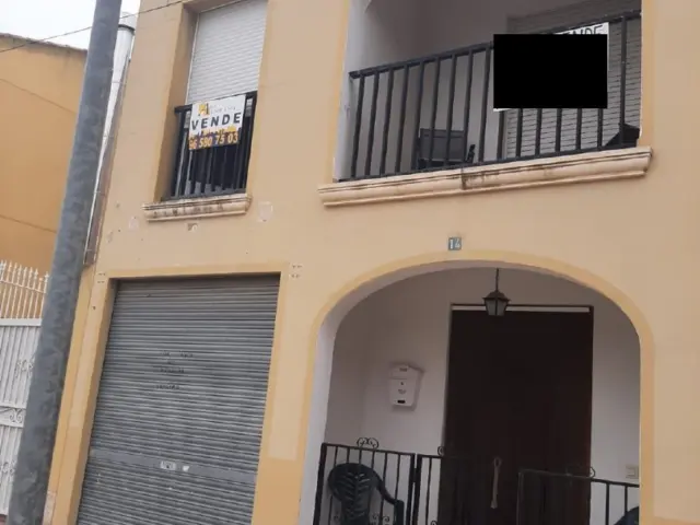 Casa en venta en Las Virtudes, Villena de 90.000 €