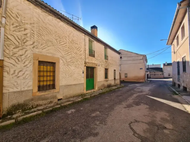 Terraced house in San Pedro de Gaíllos