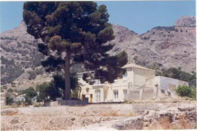 Rustic Finca in Centro Zone