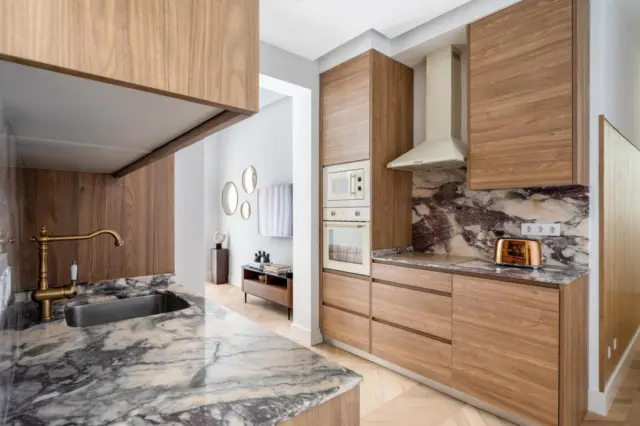 Piso en alquiler en Calle de Santa Engracia, cerca de Calle de Viriato - Imagen 27