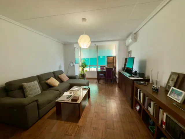 Apartamento en calle del Maestro Caballero