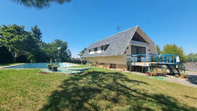 Chalet in Sector 8