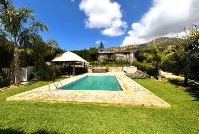 Chalet in La Peña