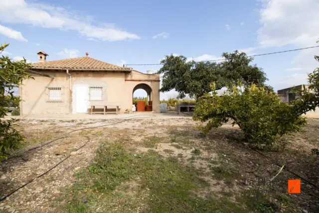 Rustic property in Rústica