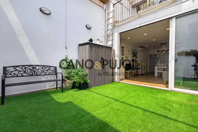 House on Carrer de Lepant photo 2