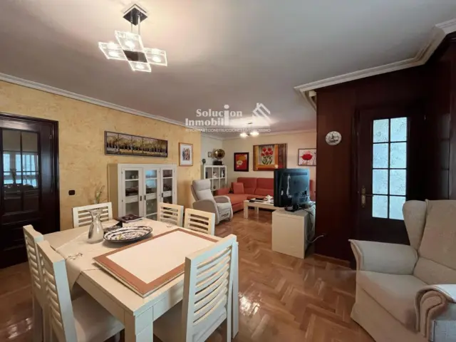 Piso en Avenida Italia