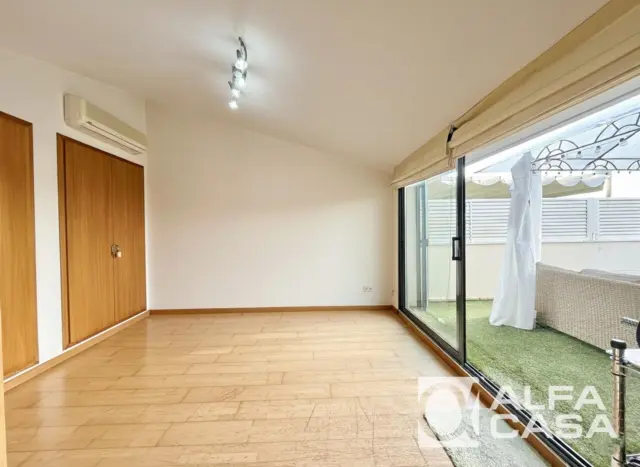 Duplex Penthouse for Sale in Casc Antic photo 36
