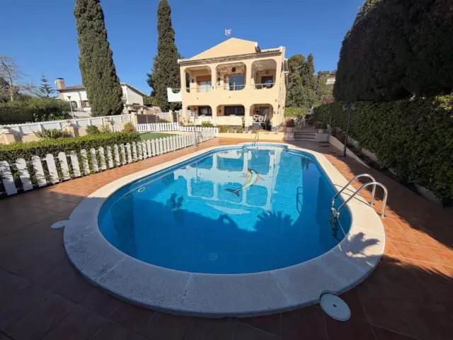 Chalet on Avinguda dels Masos photo 2