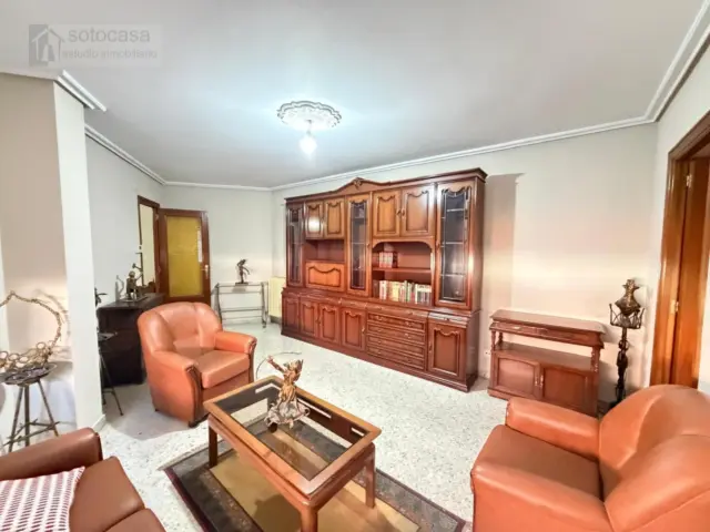 Piso en San Miguel-San Nicolás-San Pablo